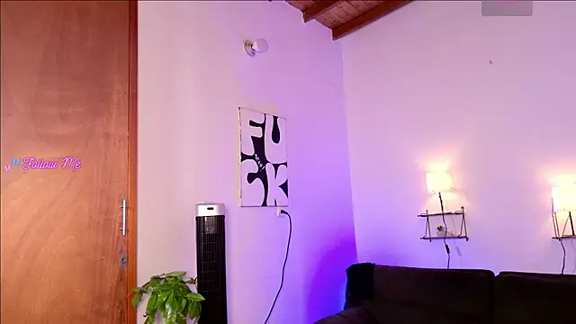 Maryybellax online show from June 2, 2026, 1:29 am