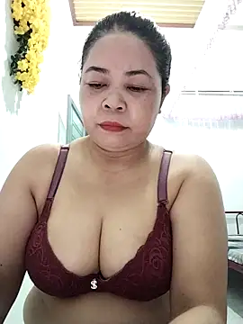 Snapshot of Baby-bigtits2024 chatting on October 2, 2025, 10:06 pm Baby-bigtits2024 online show from October 2, 2025, 10:06 pm