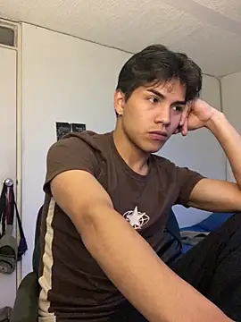 shadowsofgarden online show from April 5, 2026, 10:51 pm