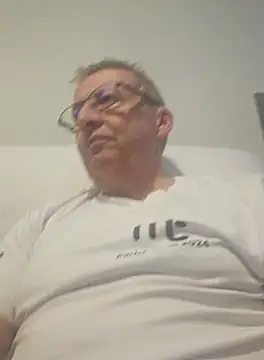 mann4u147 online show from September 29, 2025, 8:46 pm