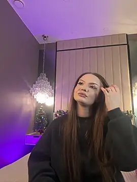 Snapshot of AlexaBright chatting on December 14, 2025, 5:29 pm AlexaBright online show from December 14, 2025, 5:29 pm