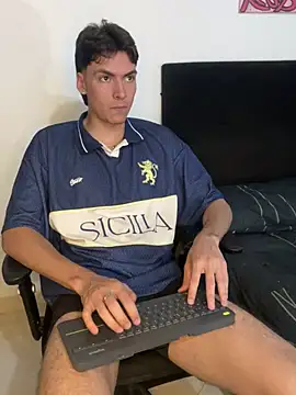 Snapshot of jacknoriz chatting on February 17, 2025, 2:20 am jacknoriz online show from February 17, 2025, 2:20 am