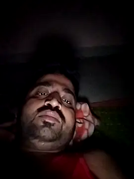 Snapshot of Vij717 chatting on February 17, 2025, 2:37 pm Vij717 online show from February 17, 2025, 2:37 pm