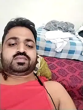 Snapshot of Vij717 chatting on February 19, 2025, 12:00 pm Vij717 online show from February 19, 2025, 12:00 pm