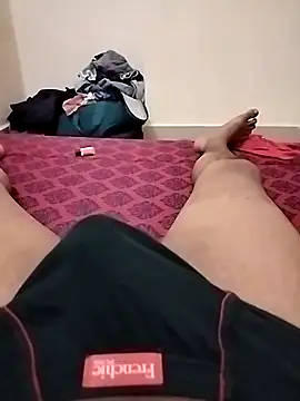 Snapshot of Vij717 chatting on February 26, 2025, 12:38 am Vij717 online show from February 26, 2025, 12:38 am