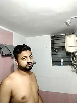 Snapshot of Vij717 chatting on March 18, 2025, 1:00 am Vij717 online show from March 18, 2025, 1:00 am