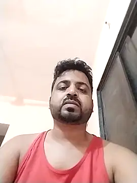 Snapshot of Vij717 chatting on March 18, 2025, 6:26 pm Vij717 online show from March 18, 2025, 6:26 pm