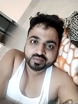 Snapshot of Vij717 chatting on March 19, 2025, 4:02 pm Vij717 online show from March 19, 2025, 4:02 pm