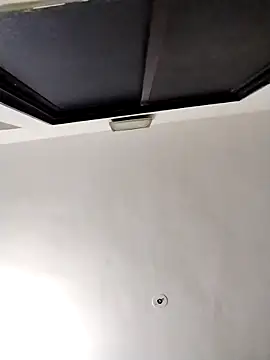 Snapshot of Vij717 chatting on September 8, 2025, 10:53 pm Vij717 online show from September 8, 2025, 10:53 pm