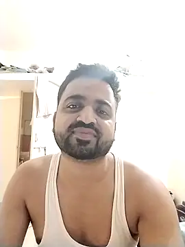 Snapshot of Vij717 chatting on October 14, 2025, 6:31 pm Vij717 online show from October 14, 2025, 6:31 pm