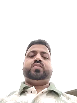 Snapshot of Vij717 chatting on October 24, 2025, 1:24 am Vij717 online show from October 24, 2025, 1:24 am