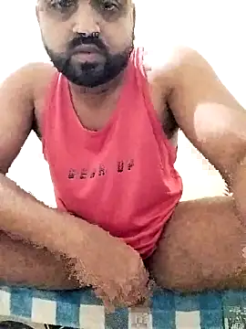 Snapshot of Vij717 chatting on October 29, 2025, 5:14 pm Vij717 online show from October 29, 2025, 5:14 pm