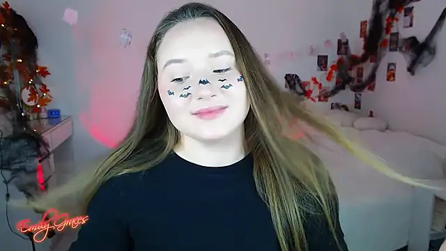 EmilyxxGraces online show from November 1, 2025, 12:12 am