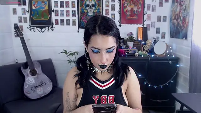 Nyx Blackmoon online show from February 19, 2025, 5:06 pm