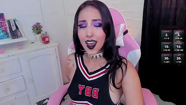 Nyx Blackmoon online show from October 3, 2025, 3:31 pm