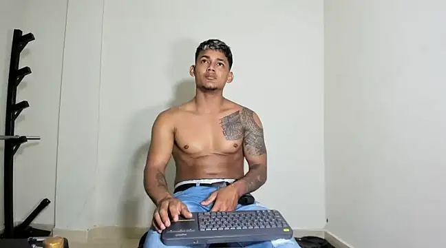 Blackhot000 online show from March 19, 2025, 2:27 am