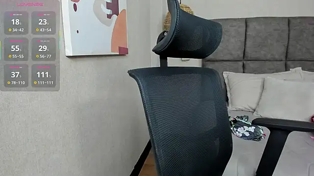 elizabeth 20 online show from October 1, 2025, 7:09 pm