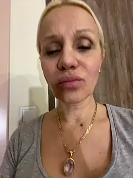 Snapshot of DeboraXporn chatting on April 30, 2026, 7:09 pm DeboraXporn online show from April 30, 2026, 7:09 pm