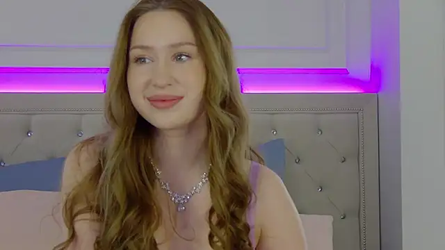 Snapshot of Jackie_White_ chatting on October 11, 2025, 2:44 am Jackie White online show from October 11, 2025, 2:44 am