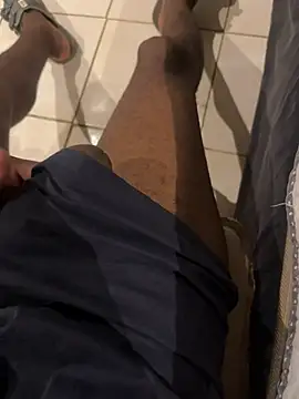 Snapshot of bigDaddyD97 chatting on February 9, 2025, 7:38 am bigDaddyD97 online show from February 9, 2025, 7:38 am