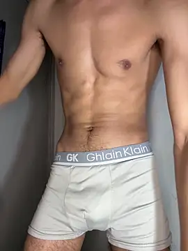 Snapshot of Hamza-Maroki chatting on April 4, 2026, 10:29 pm Hamza-Maroki online show from April 4, 2026, 10:29 pm