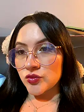 Snapshot of ValentinaOrtiz3 chatting on September 18, 2025, 2:13 am ValentinaOrtiz3 online show from September 18, 2025, 2:13 am