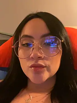 Snapshot of ValentinaOrtiz3 chatting on October 24, 2025, 1:24 am ValentinaOrtiz3 online show from October 24, 2025, 1:24 am