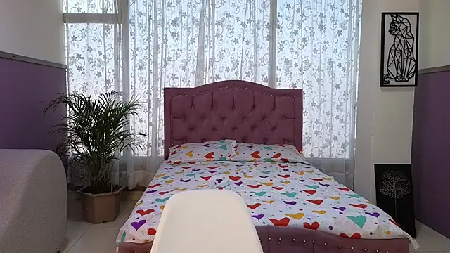 sweet ahinara online show from September 13, 2025, 8:52 pm