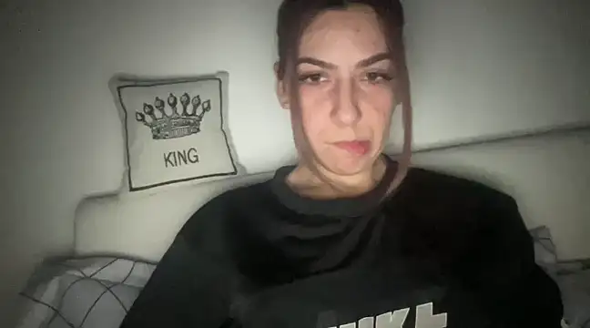 Snapshot of sarrah_rossy chatting on March 14, 2025, 9:00 pm sarrah rossy online show from March 14, 2025, 9:00 pm