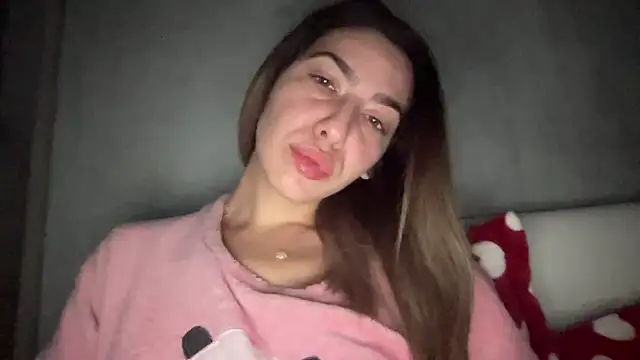 sarrah rossy online show from November 26, 2025, 10:11 pm