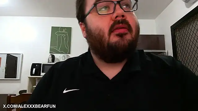 alexxxbear online show from February 26, 2025, 1:19 pm