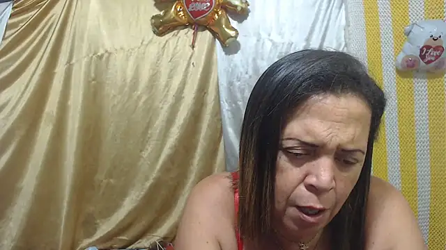 Snapshot of alina_maturehot chatting on March 13, 2025, 1:40 pm alina maturehot online show from March 13, 2025, 1:40 pm