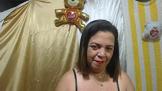 Snapshot of alina_maturehot chatting on March 14, 2025, 4:54 am alina maturehot online show from March 14, 2025, 4:54 am