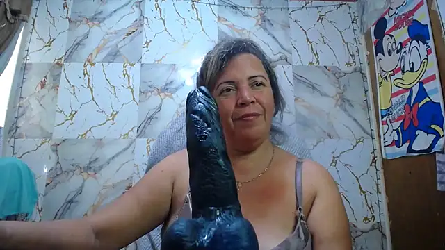 alina maturehot online show from April 16, 2026, 9:39 pm