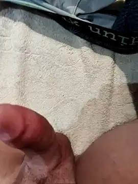 jojolecochon1 online show from March 7, 2025, 1:18 pm