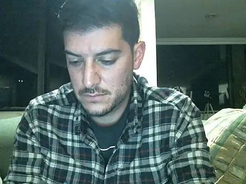 Snapshot of quitomanec chatting on June 23, 2026, 4:43 am quitomanec online show from June 23, 2026, 4:43 am