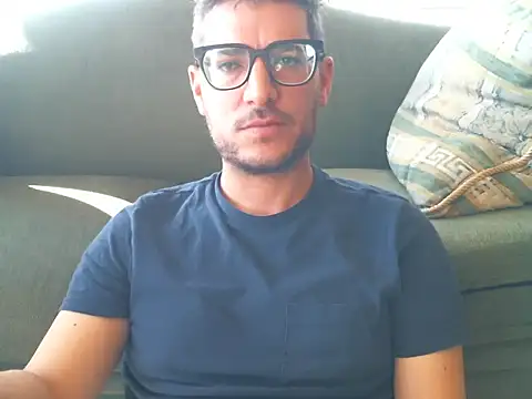 Snapshot of quitomanec chatting on June 27, 2026, 1:39 pm quitomanec online show from June 27, 2026, 1:39 pm