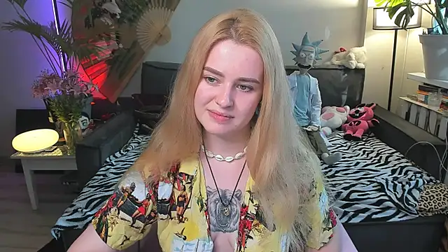 Snapshot of Alexa_Pirs chatting on July 17, 2026, 2:45 pm Alexa Pirs online show from July 17, 2026, 2:45 pm