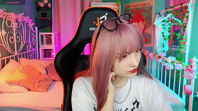 Akemi Sora  online show from March 5, 2025, 3:07 pm