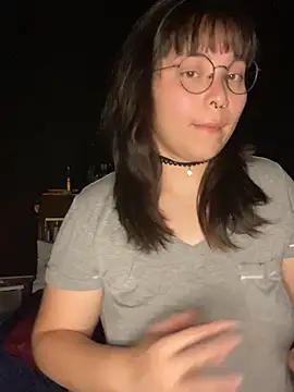 Solo yoss online show from September 25, 2025, 6:28 am