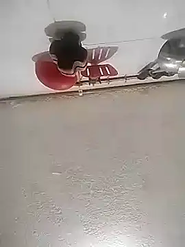 Snapshot of Luiyi1997 chatting on February 10, 2025, 6:35 pm Luiyi1997 online show from February 10, 2025, 6:35 pm