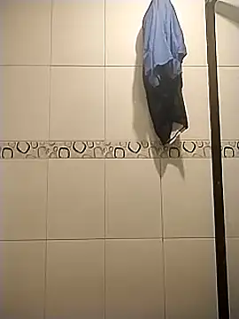 Snapshot of Luiyi1997 chatting on February 12, 2025, 4:22 pm Luiyi1997 online show from February 12, 2025, 4:22 pm