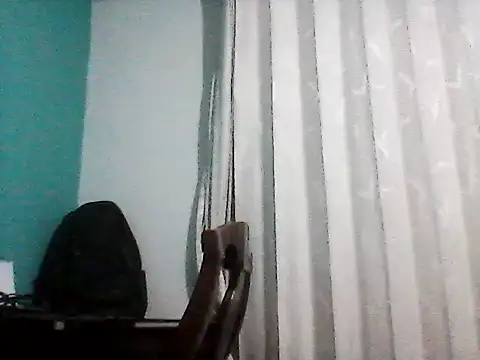 Snapshot of Luiyi1997 chatting on February 13, 2025, 2:45 am Luiyi1997 online show from February 13, 2025, 2:45 am