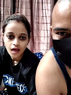 Snapshot of DesiVillageBaby chatting on September 17, 2025, 10:50 am DesiVillageBaby online show from September 17, 2025, 10:50 am