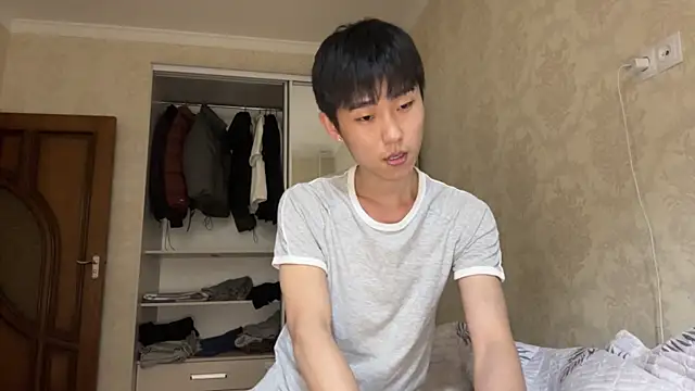 Brian Stars online show from April 10, 2026, 10:42 am