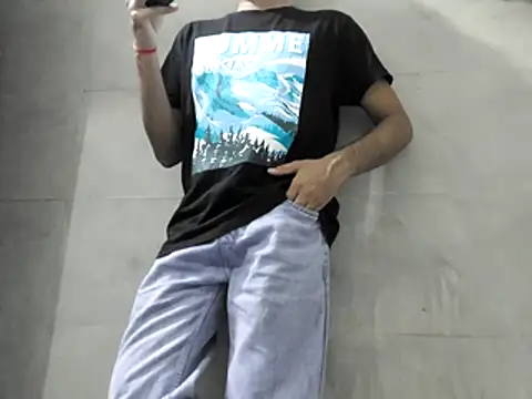 Lustyluckyy online show from October 26, 2025, 4:13 pm