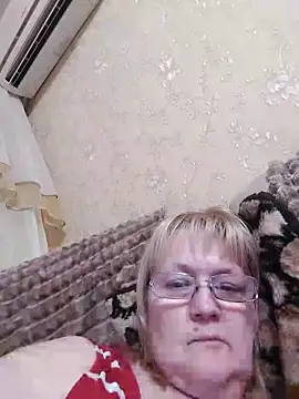 Snapshot of Violet5364 chatting on March 15, 2026, 8:15 pm Violet5364 online show from March 15, 2026, 8:15 pm