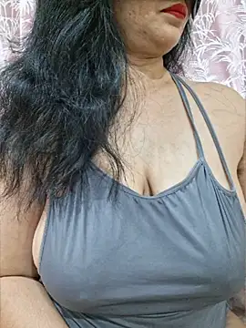 Snapshot of Jassi_Does chatting on May 22, 2026, 9:20 pm Jassi Does online show from May 22, 2026, 9:20 pm