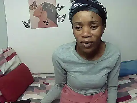 Snapshot of Queen_Pxoxo chatting on March 15, 2025, 9:19 am Queen Pxoxo online show from March 15, 2025, 9:19 am