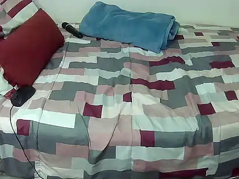 Snapshot of Queen_Pxoxo chatting on March 20, 2025, 1:04 pm Queen Pxoxo online show from March 20, 2025, 1:04 pm